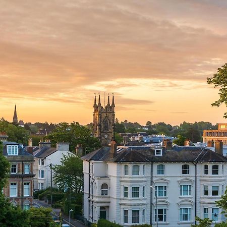 Apartamento The Old Office Royal Tunbridge Wells Exterior foto